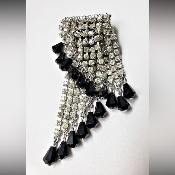 vintage Jewelry - Vintage Black And Clear Extraordinary‎ Rhinestone Double Row Brooch Pin